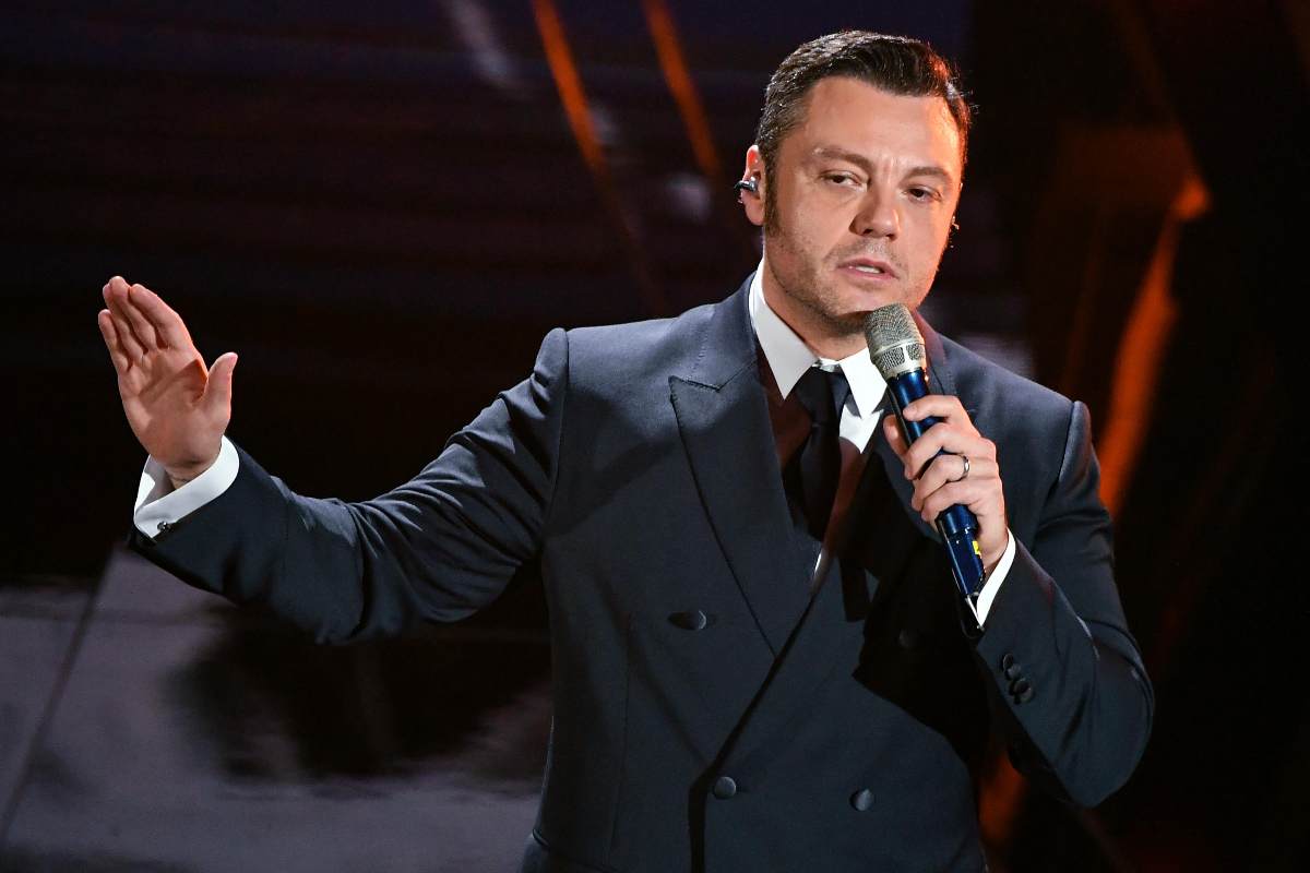 tiziano ferro storia d'amore 