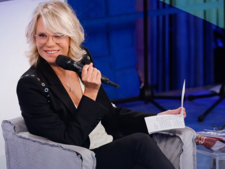 maria de filippi parole carriera amici